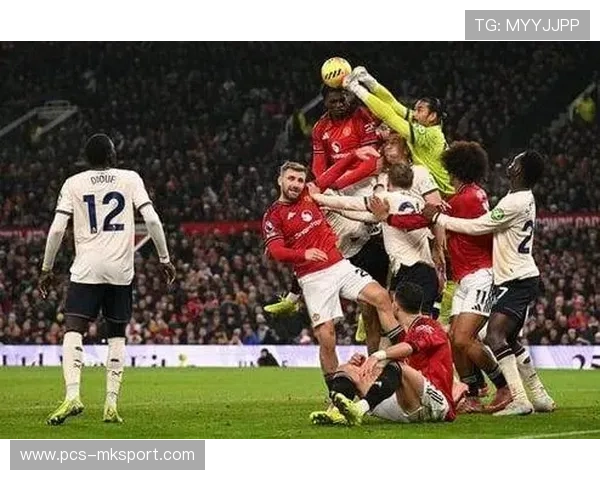 曼联在面对低位防守球队时效率明显下降,曼联防守站位